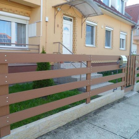 Makai Apartman Hotel Hajdúszoboszló Eksteriør billede